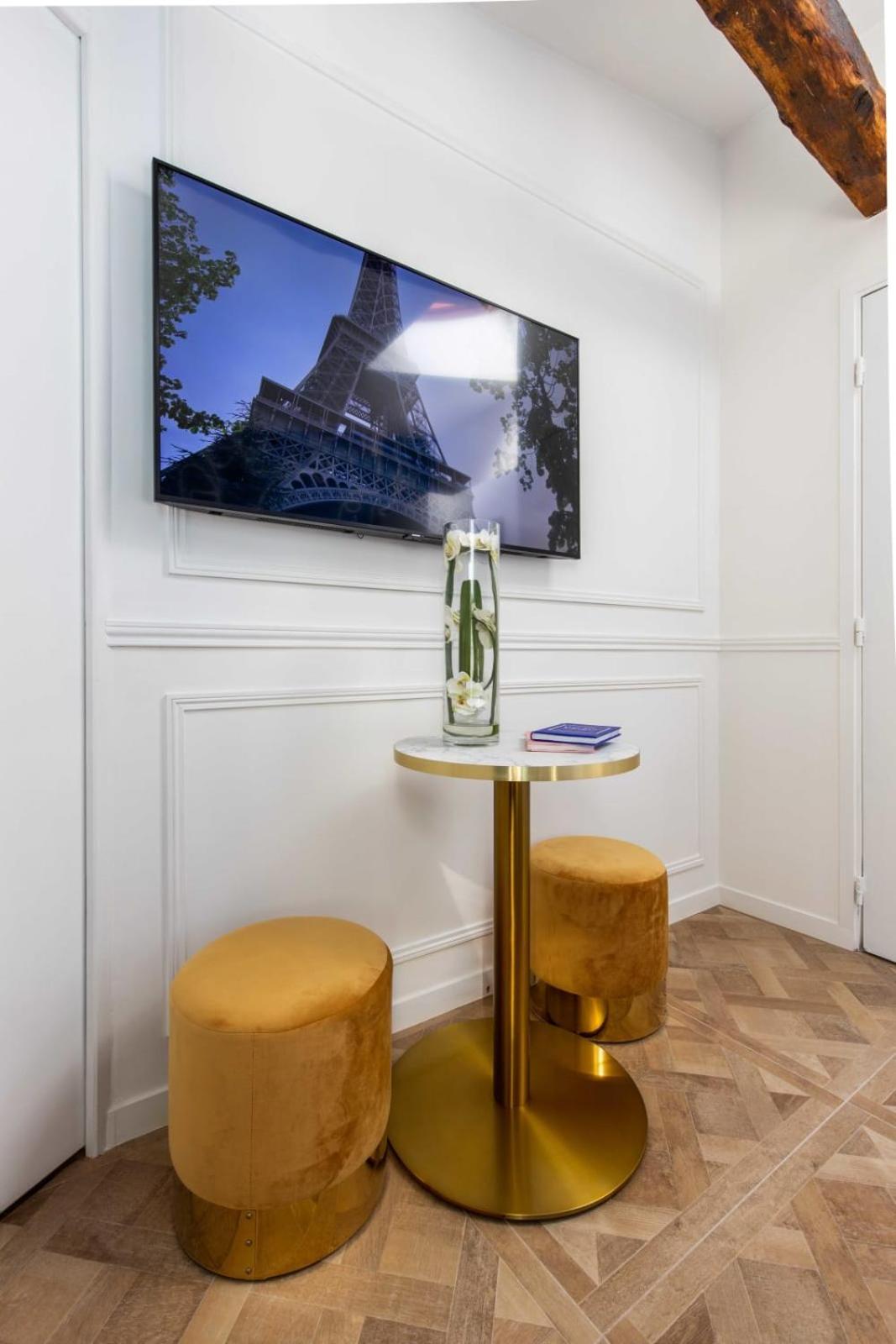 CMG - Studio Montmartre 11 Paris Eksteriør billede